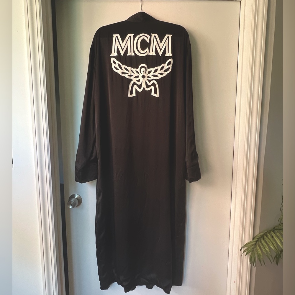 MCM reversible logo silk robe